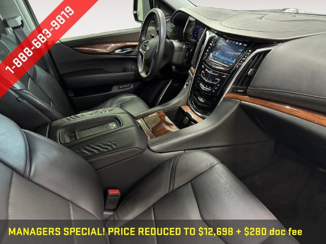 Used 2016 Cadillac Escalade ESV Luxury AWD/4WD image 6