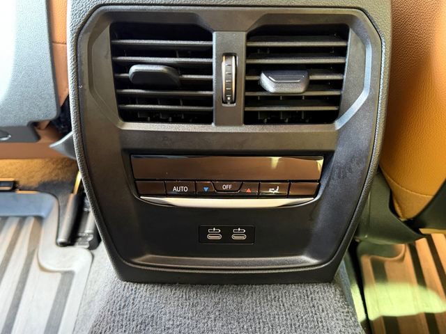 Used 2023 BMW 440i xDrive Coupe w/ Premium Package image 36