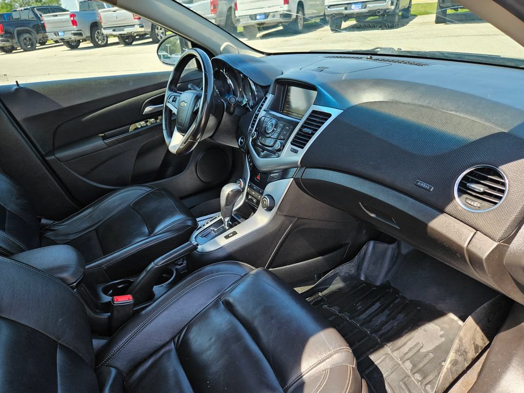 Used 2014 Chevrolet Cruze LTZ w/ RS Package FWD image 30