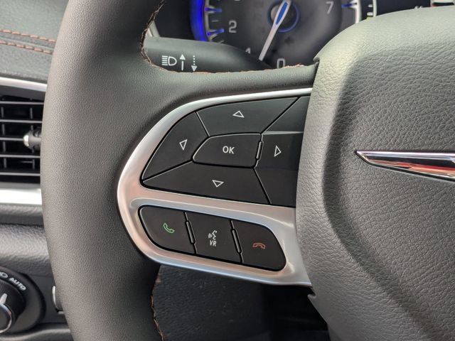 New 2026 Chrysler Pacifica Pinnacle image 15