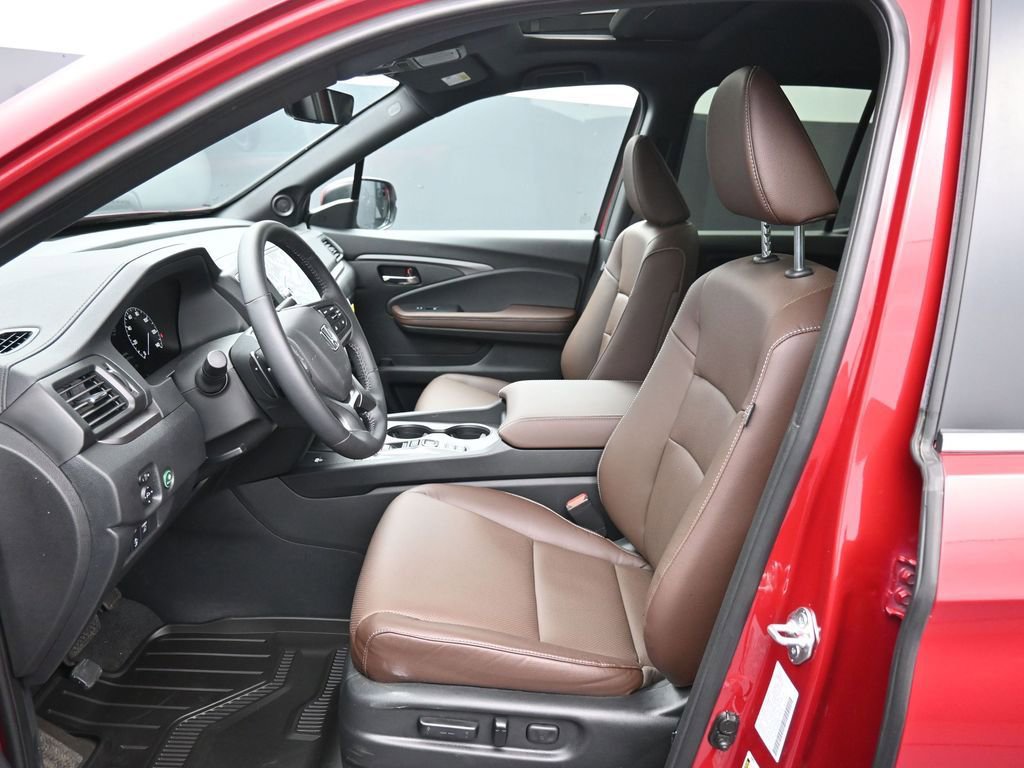 Certified 2025 Honda Ridgeline RTL image 19