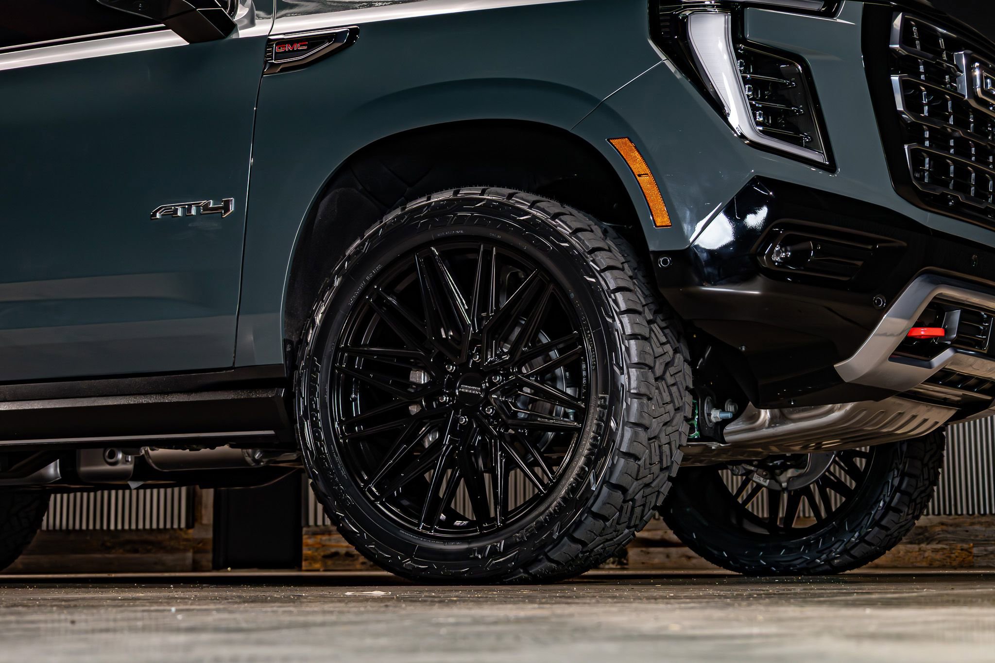 Used 2026 GMC Yukon XL AT4 w/ AT4 Premium Plus Package image 15