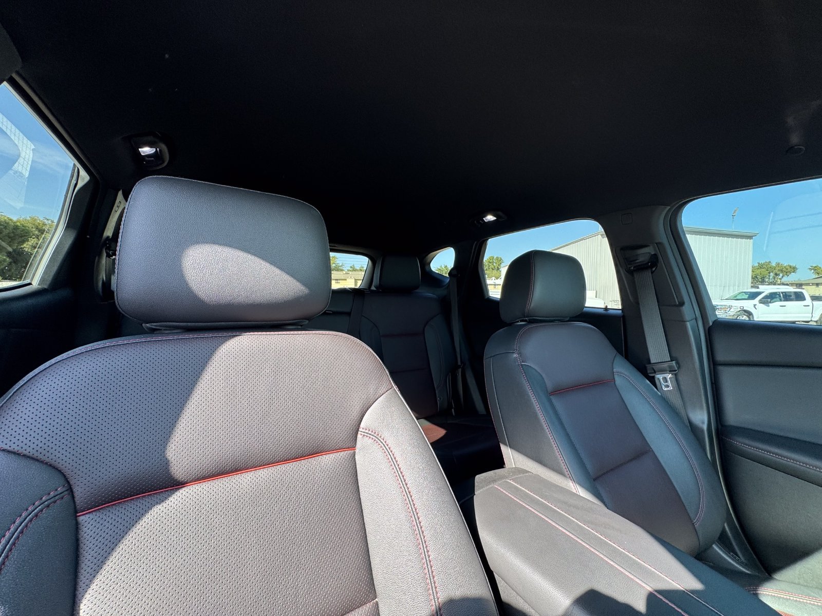 Used 2023 Chevrolet Blazer RS FWD image 21