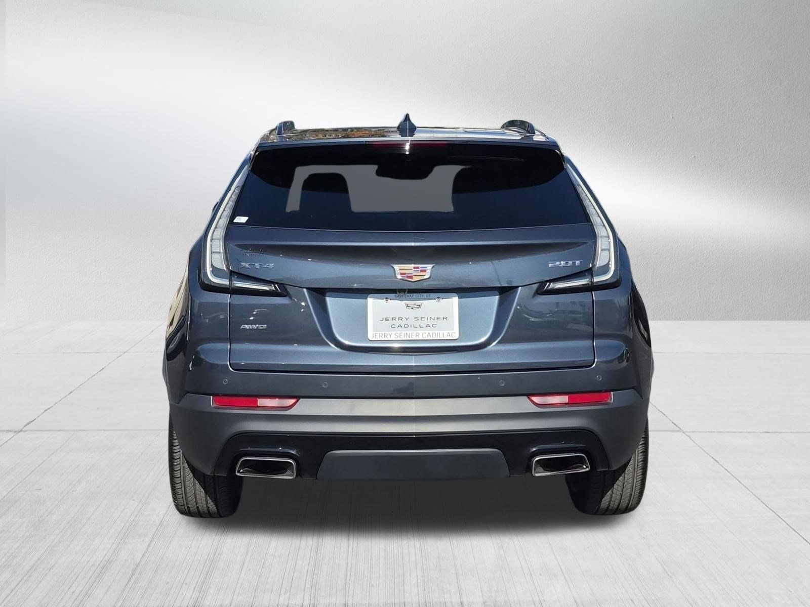 Used 2019 Cadillac XT4 Sport w/ Cold Weather Package AWD/4WD image 4