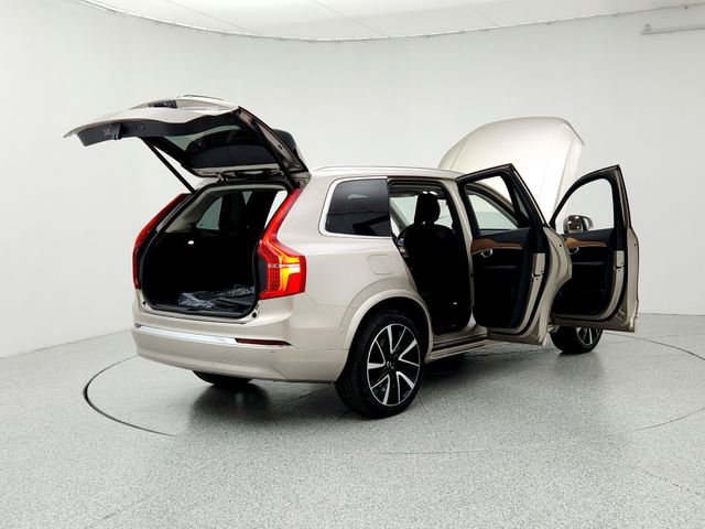 New 2025 Volvo XC90 B6 Plus w/ Protection Package Premier image 11