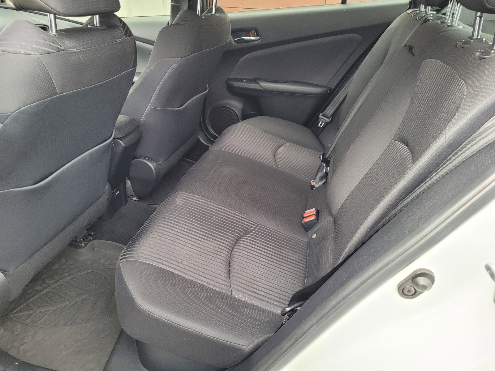 Used 2017 Toyota Prius Two image 27