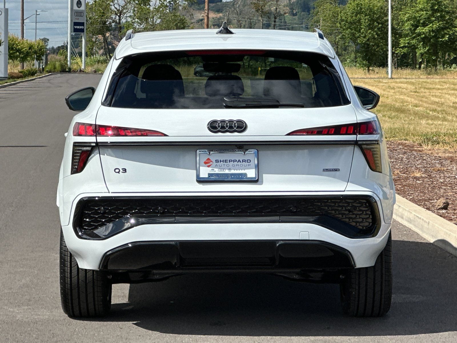 New 2026 Audi Q3 quattro 2.0T AWD/4WD image 4