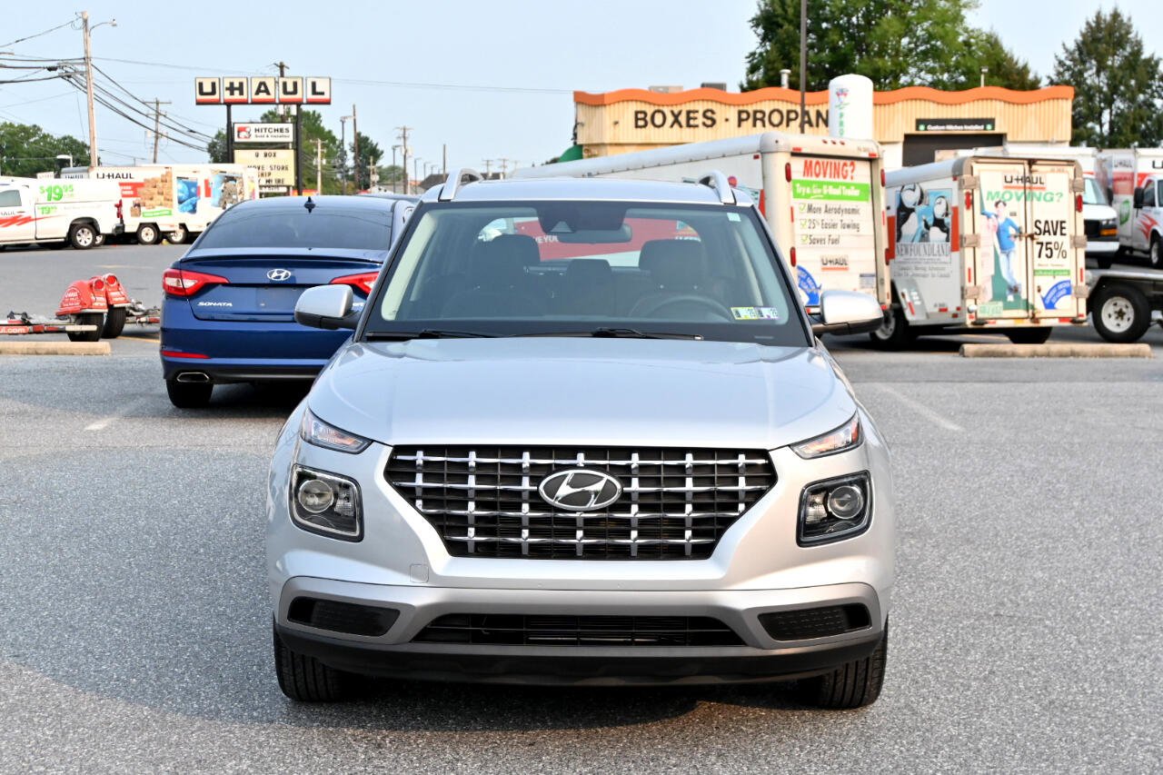 Used 2022 Hyundai Venue SEL image 5