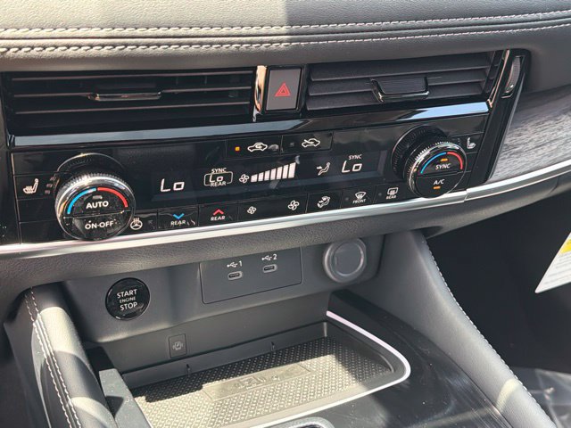 New 2026 Nissan Rogue Platinum w/ Platinum Premium Package AWD/4WD image 26