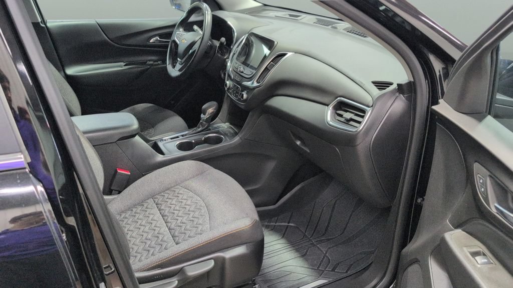 Used 2024 Chevrolet Equinox LT AWD/4WD image 22