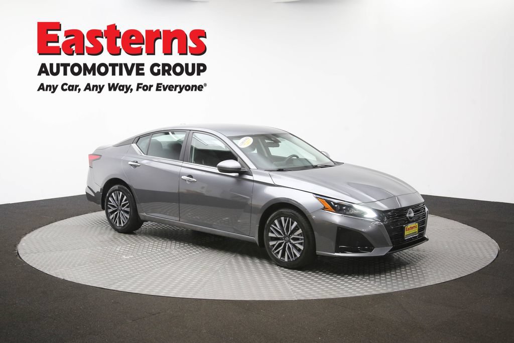 Used 2023 Nissan Altima 2.5 SV AWD/4WD image 48