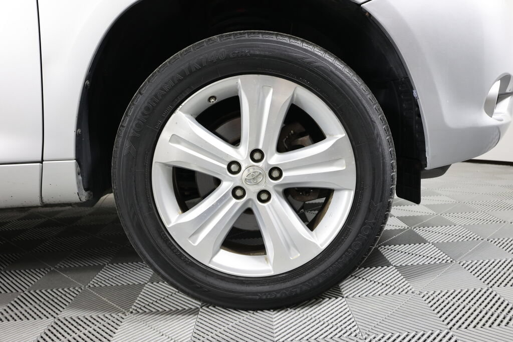 Used 2009 Toyota Highlander Limited AWD/4WD image 6