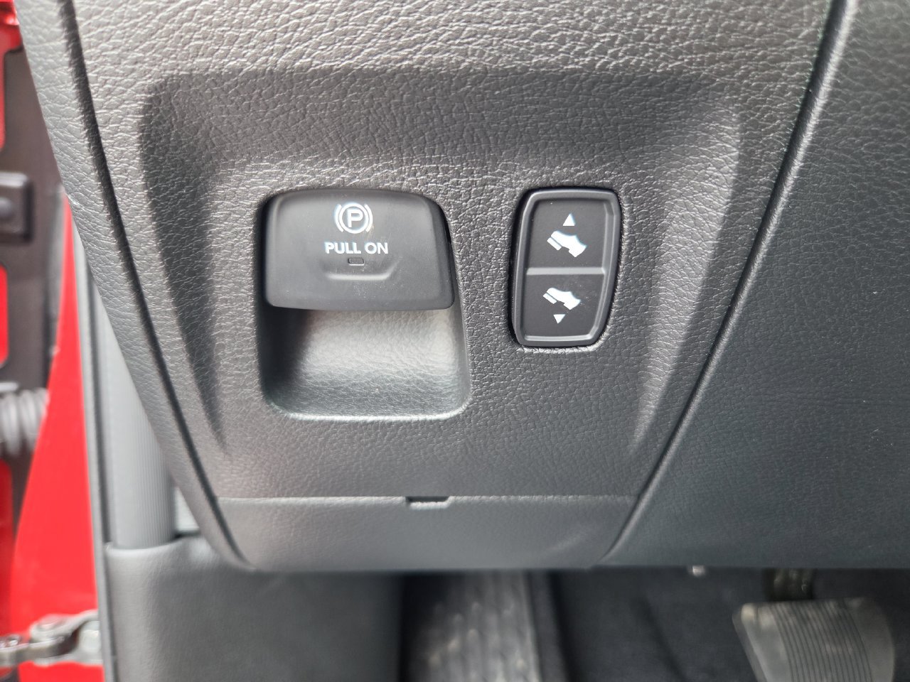 New 2026 RAM 1500 Laramie w/ Sport Appearance Package AWD/4WD image 33