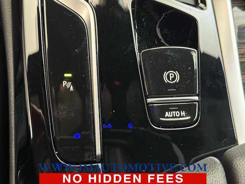 Used 2023 BMW 530i xDrive w/ Premium Package image 35