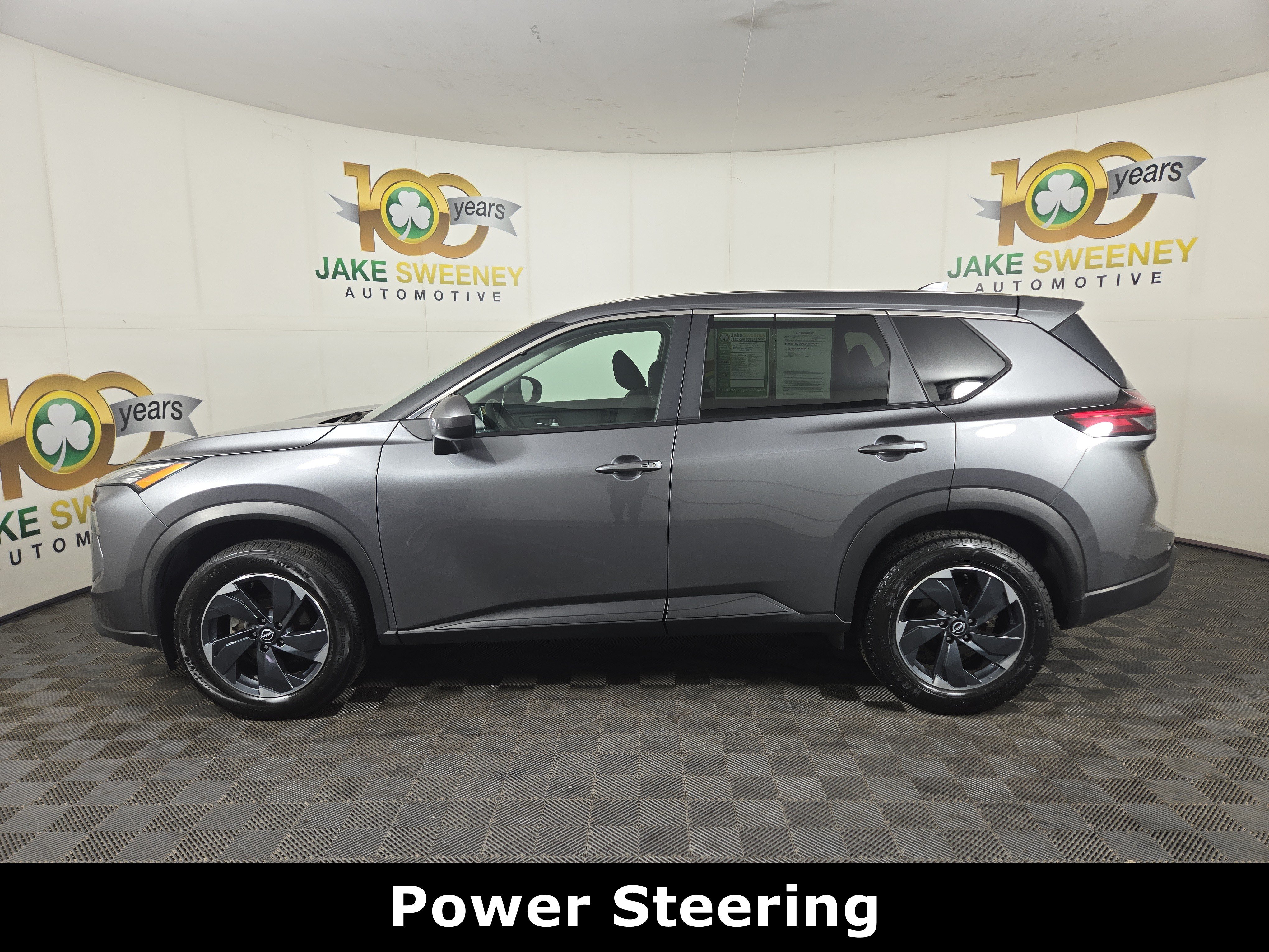 Used 2024 Nissan Rogue SV AWD/4WD image 4