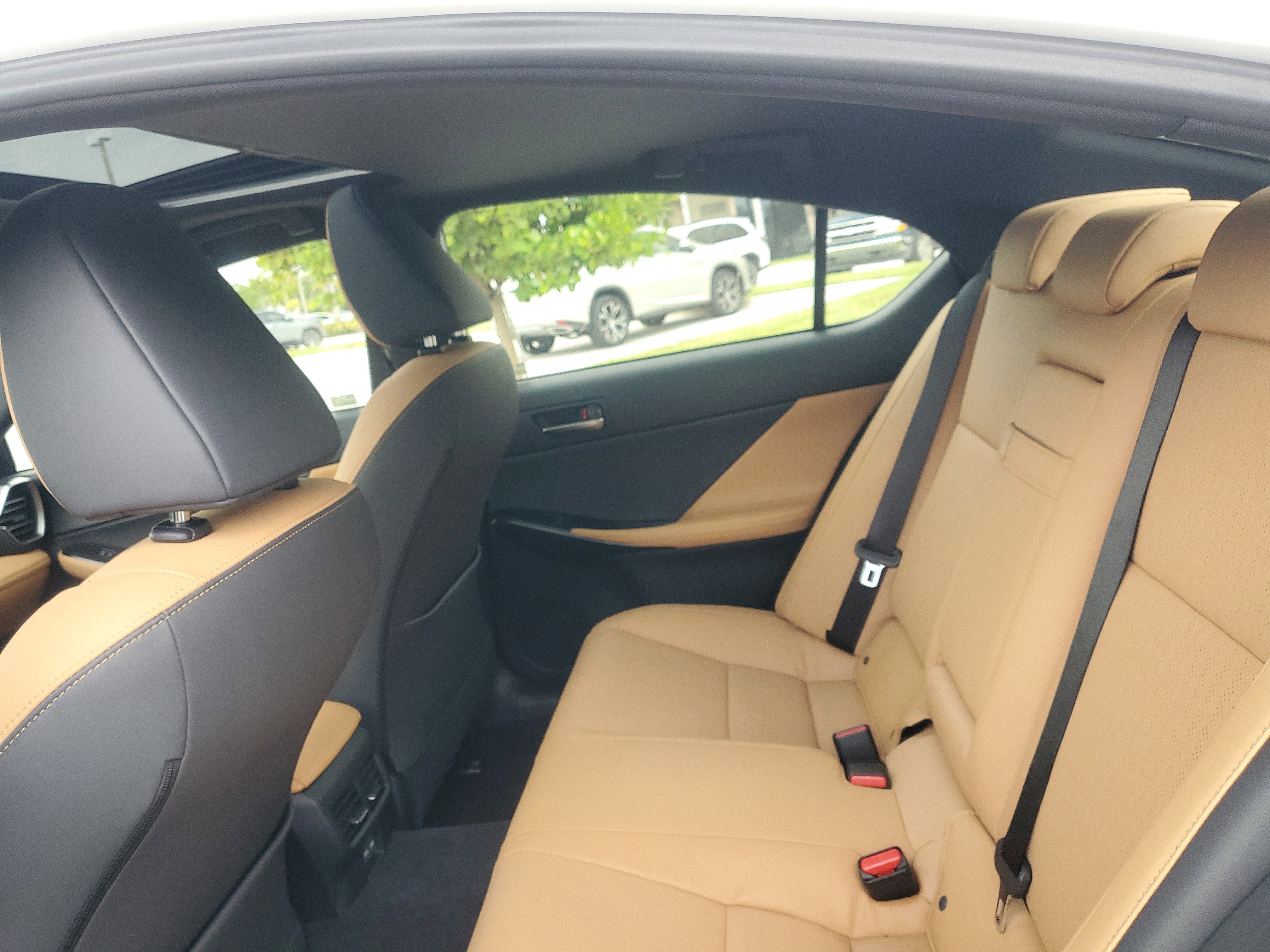 Used 2026 Lexus IS 350 F Sport w/ Accessory Package Z1 RWD image 14