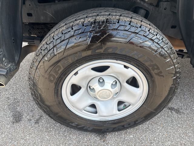 Used 2023 Toyota Tacoma SR AWD/4WD image 15