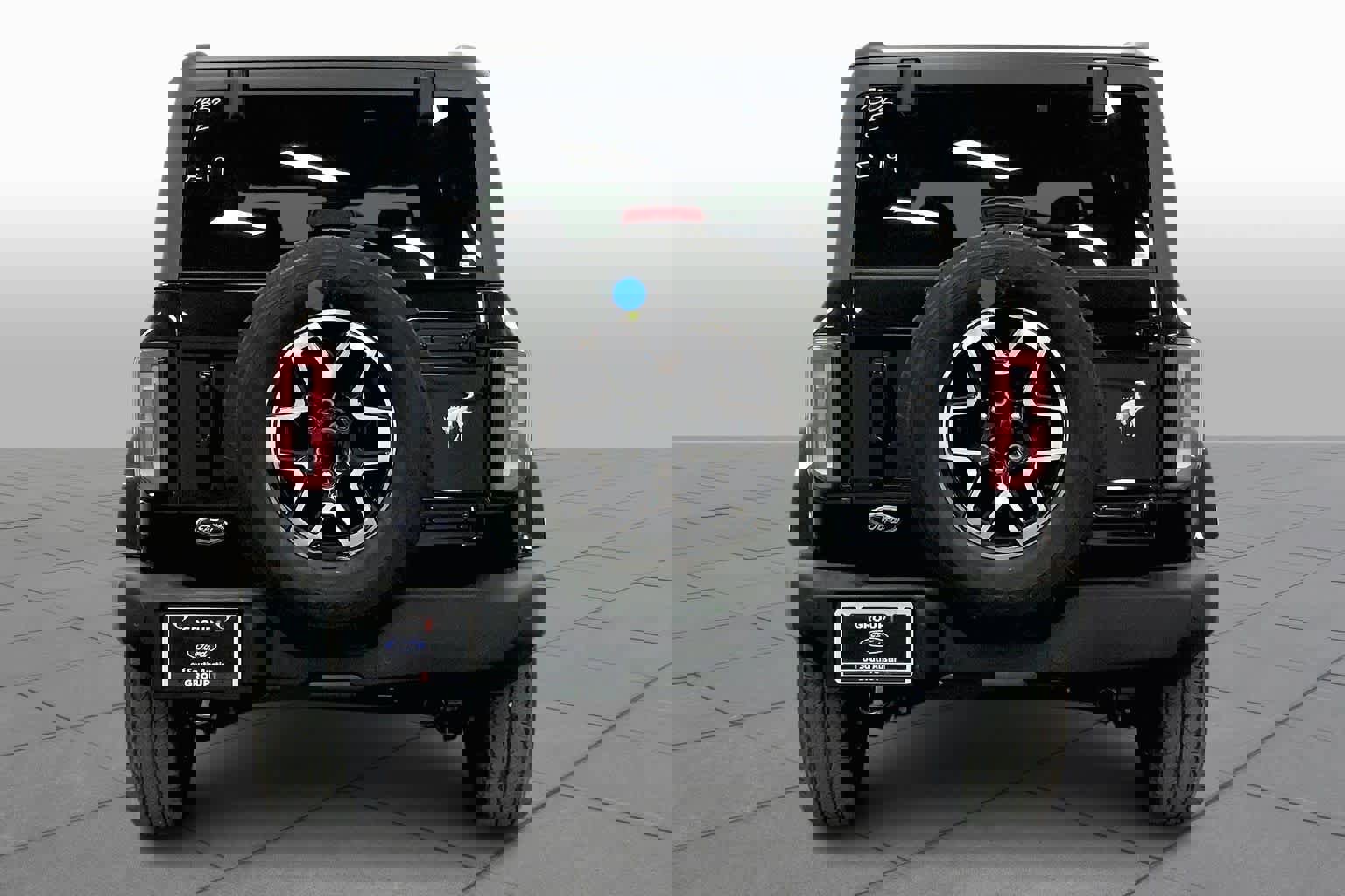 New 2025 Ford Bronco Outer Banks image 4