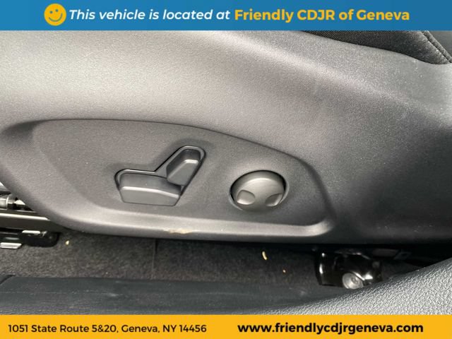 Used 2026 Jeep Compass Limited AWD/4WD image 21
