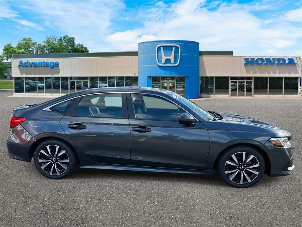 Certified 2022 Honda Civic EX image 3