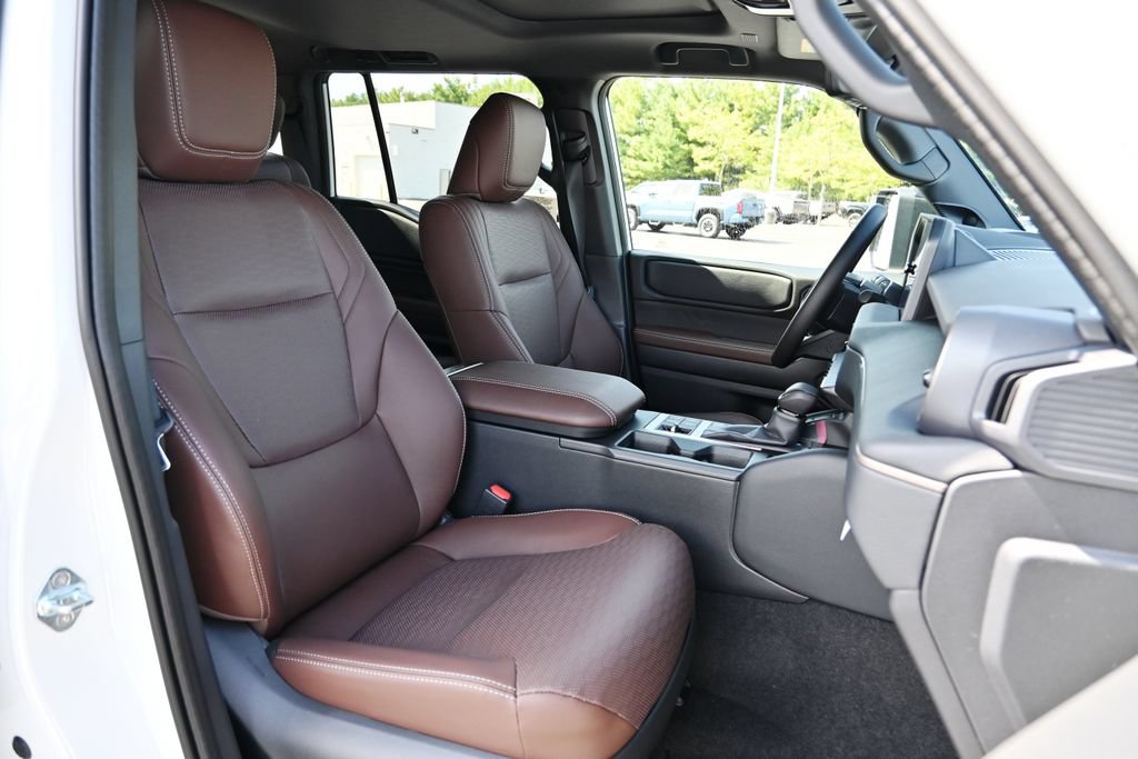 New 2027 Toyota Land Cruiser w/ Premium Package AWD/4WD image 15