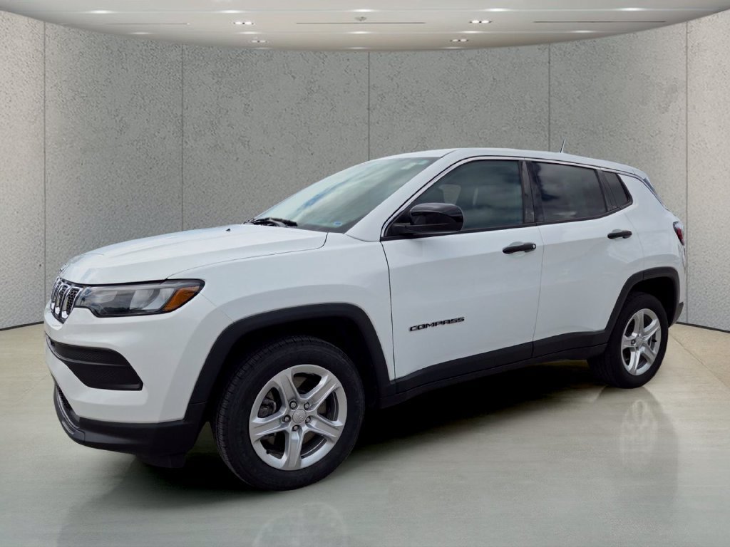 Used 2023 Jeep Compass Sport AWD/4WD image 10