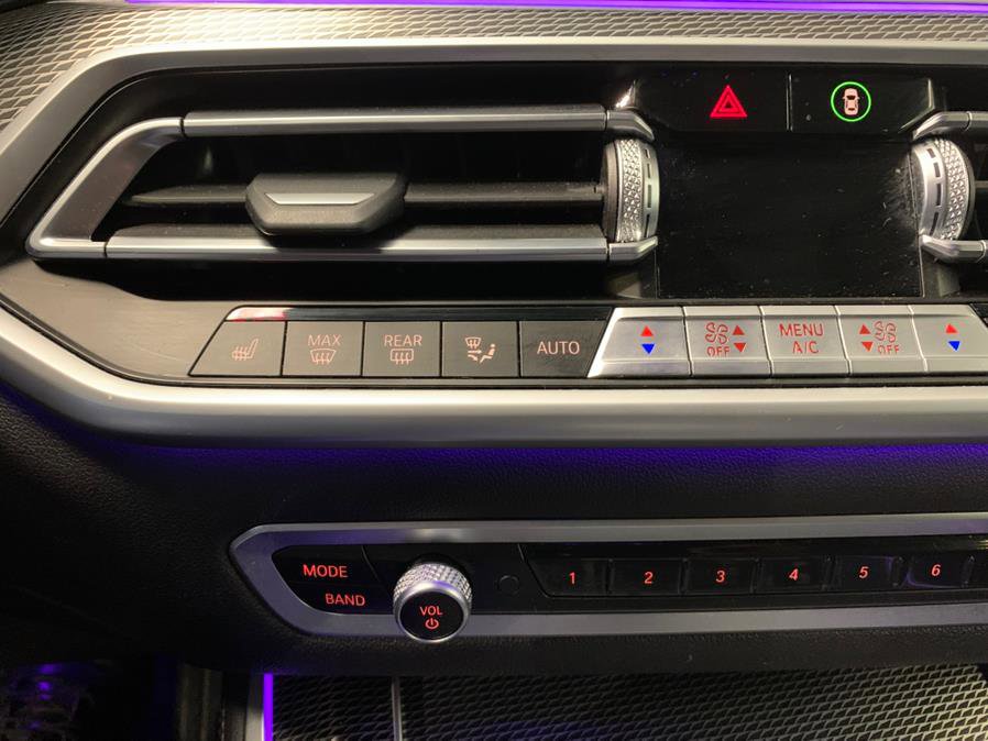 Used 2022 BMW X5 xDrive40i w/ M Sport Package image 52