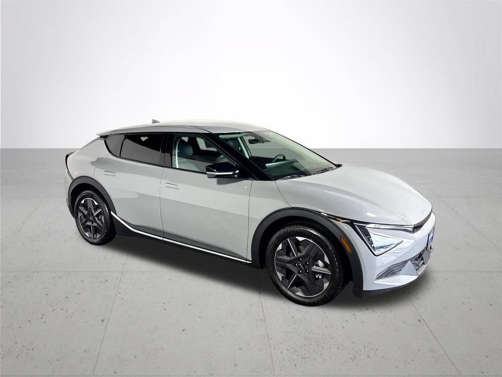 New 2026 Kia EV6 Light AWD/4WD image 4