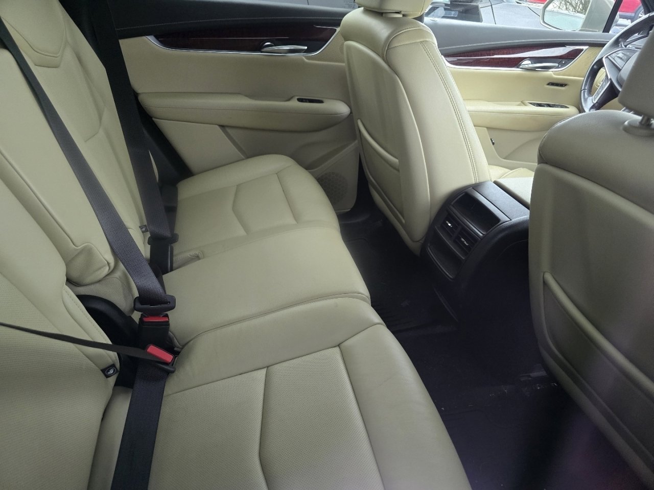 Used 2019 Cadillac XT5 Luxury image 14