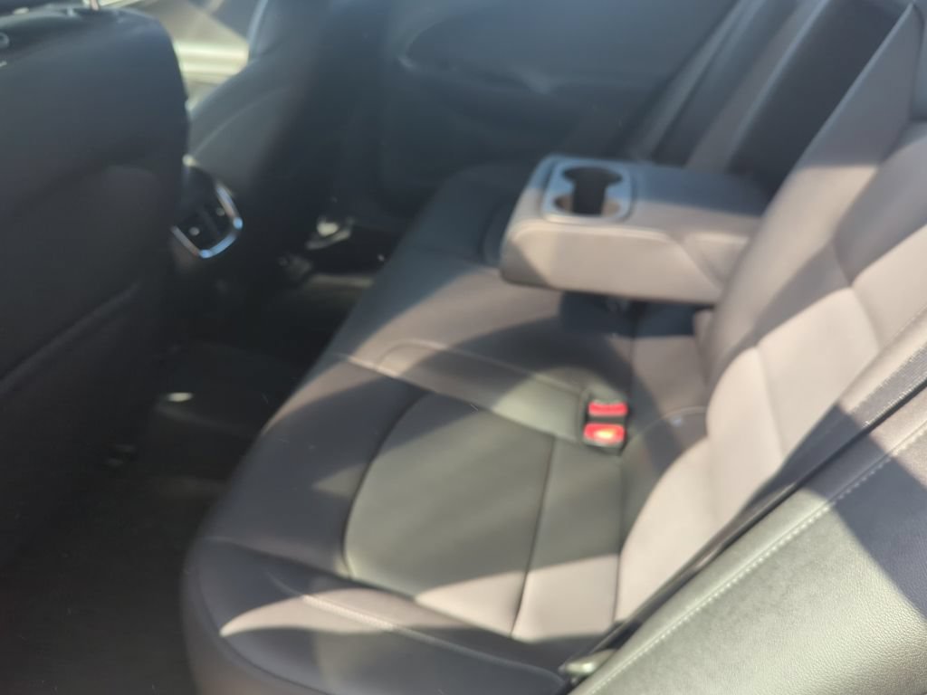 Used 2023 Chevrolet Malibu LT w/ LPO, Floor Liner Package FWD image 15