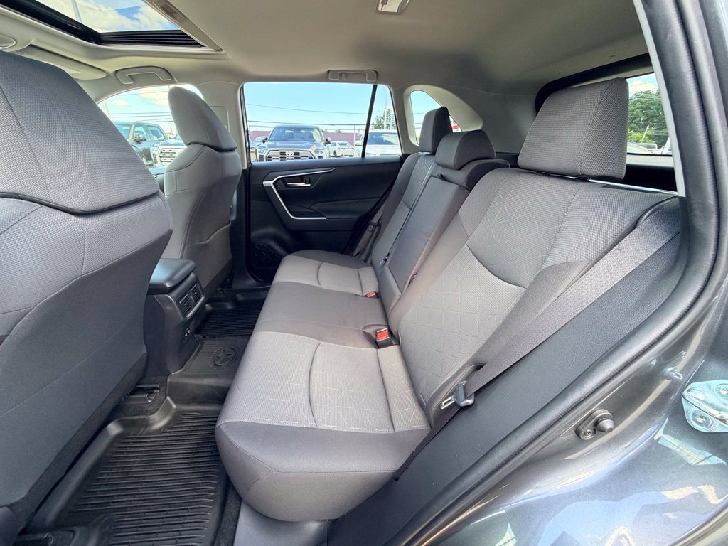 Used 2019 Toyota RAV4 XLE w/ Convenience Package AWD/4WD image 24