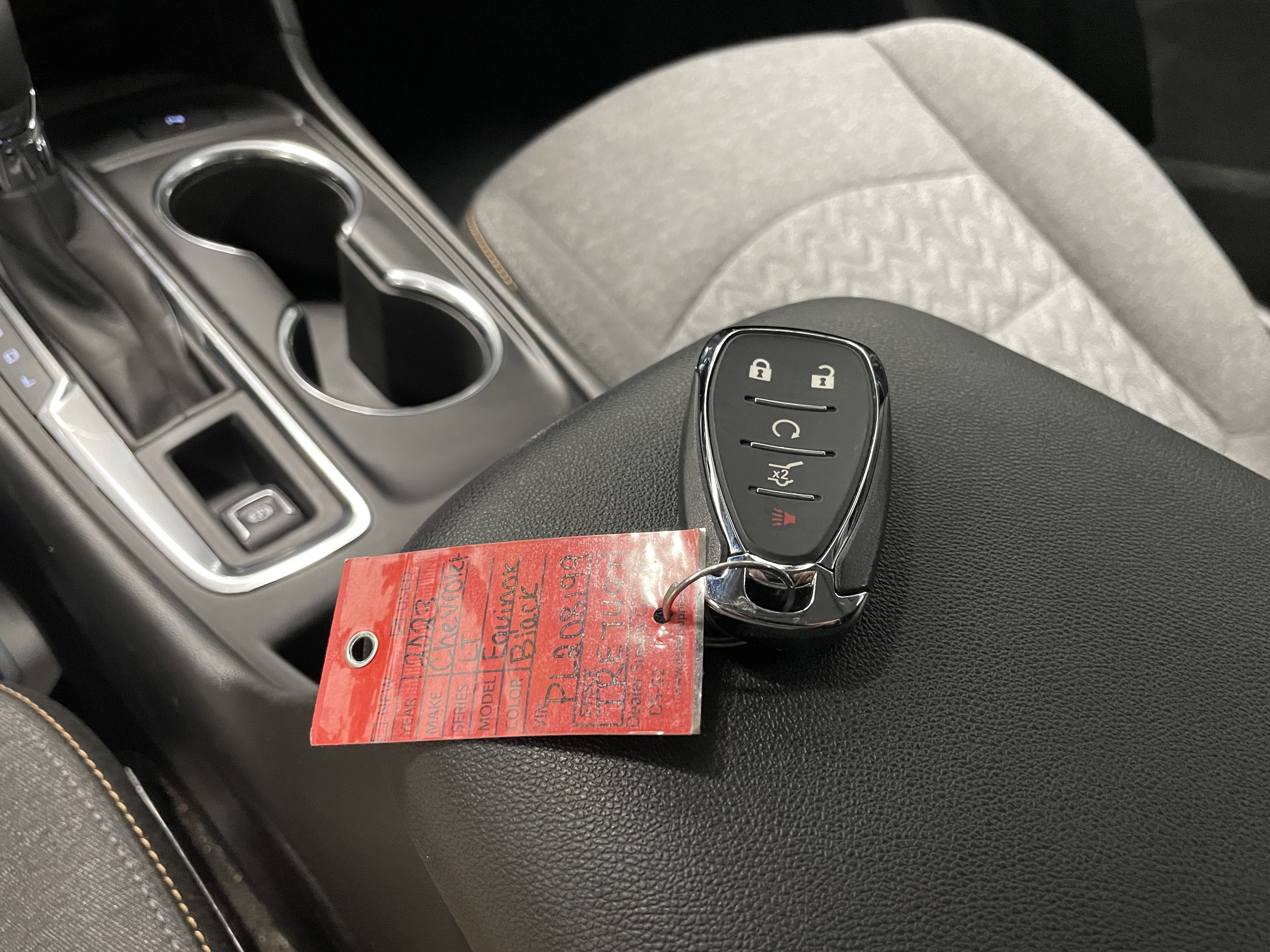 Used 2023 Chevrolet Equinox LT image 16