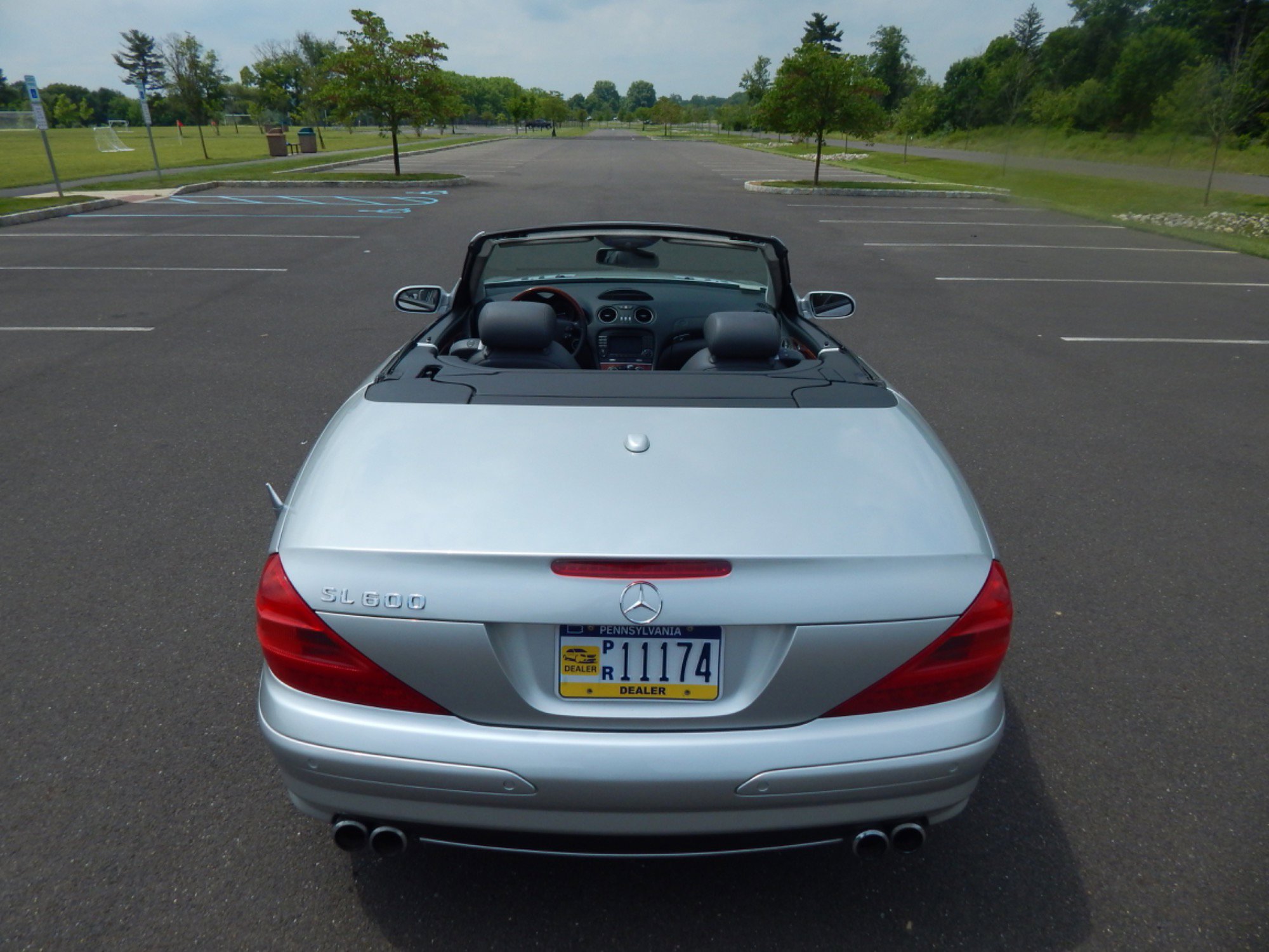 Used 2005 Mercedes-Benz SL 600 w/ AMG Sport Pkg image 29