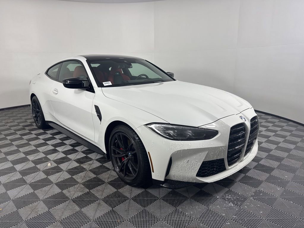 Used 2024 BMW M4 Coupe image 3