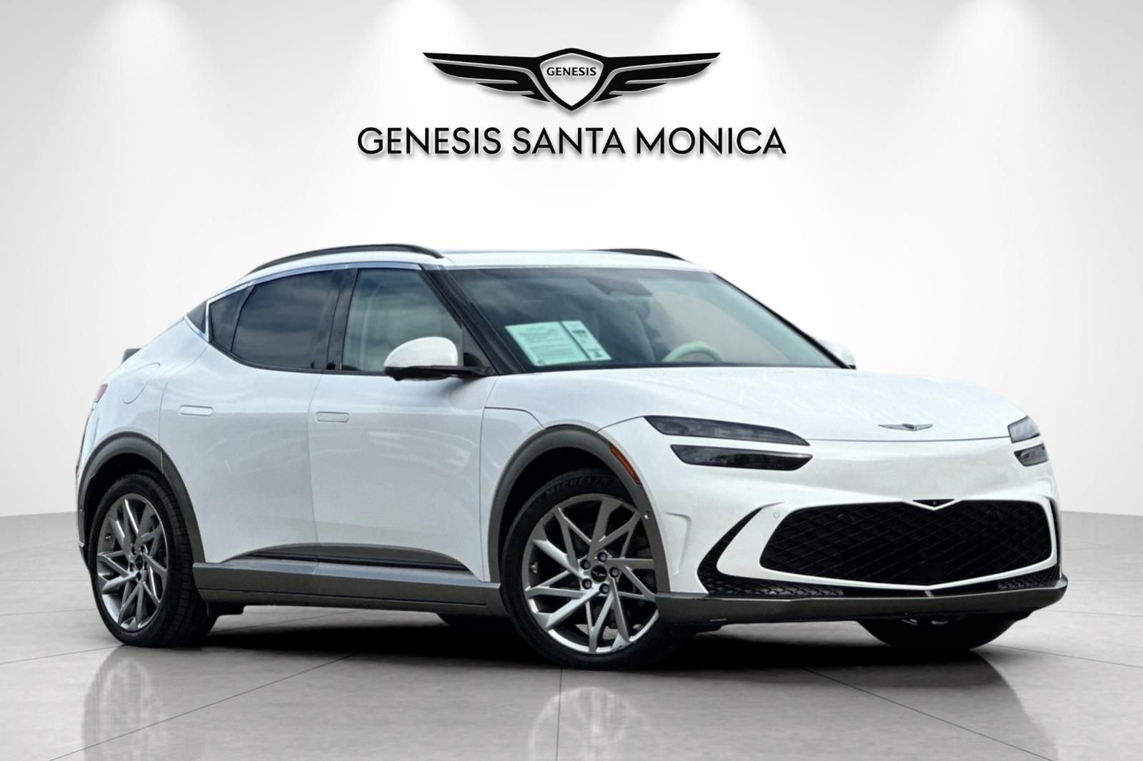 Used 2023 Genesis GV60 Advanced image 2