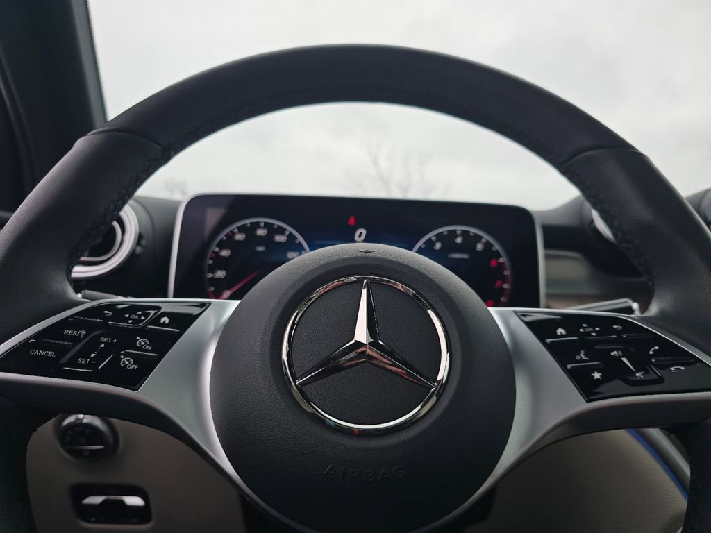 Certified 2026 Mercedes-Benz GLC 300 4MATIC image 30