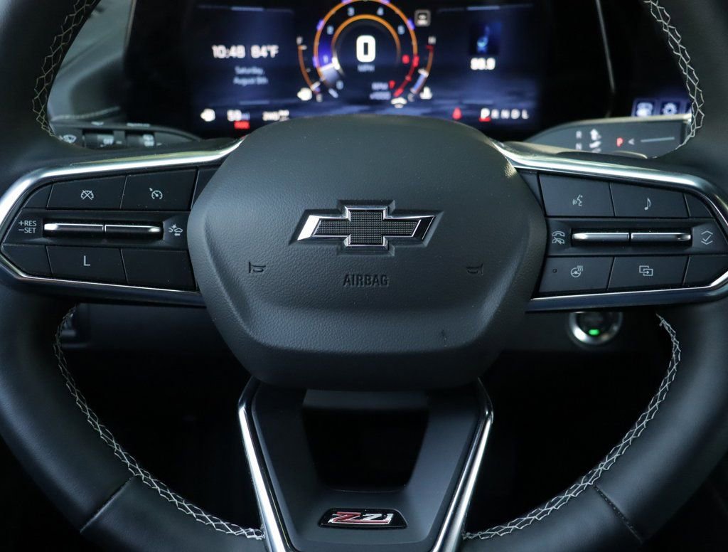 Used 2024 Chevrolet Traverse Z71 image 11