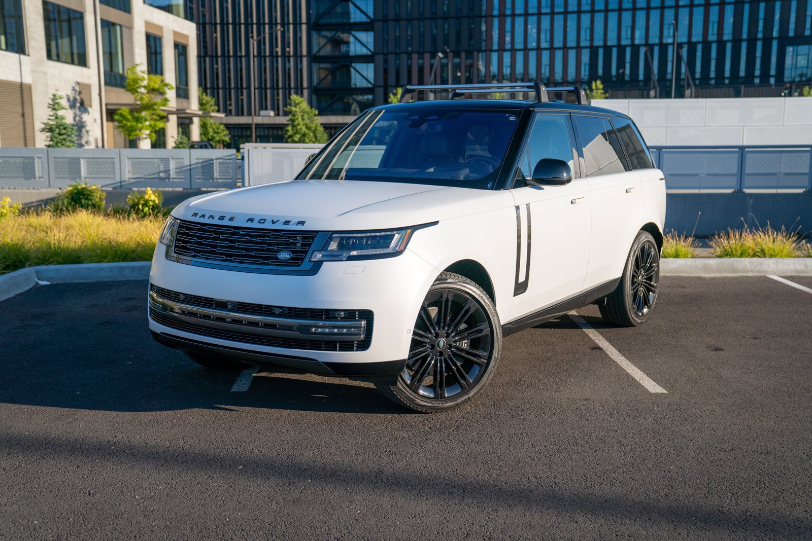 Used 2023 Land Rover Range Rover Autobiography AWD/4WD video 1
