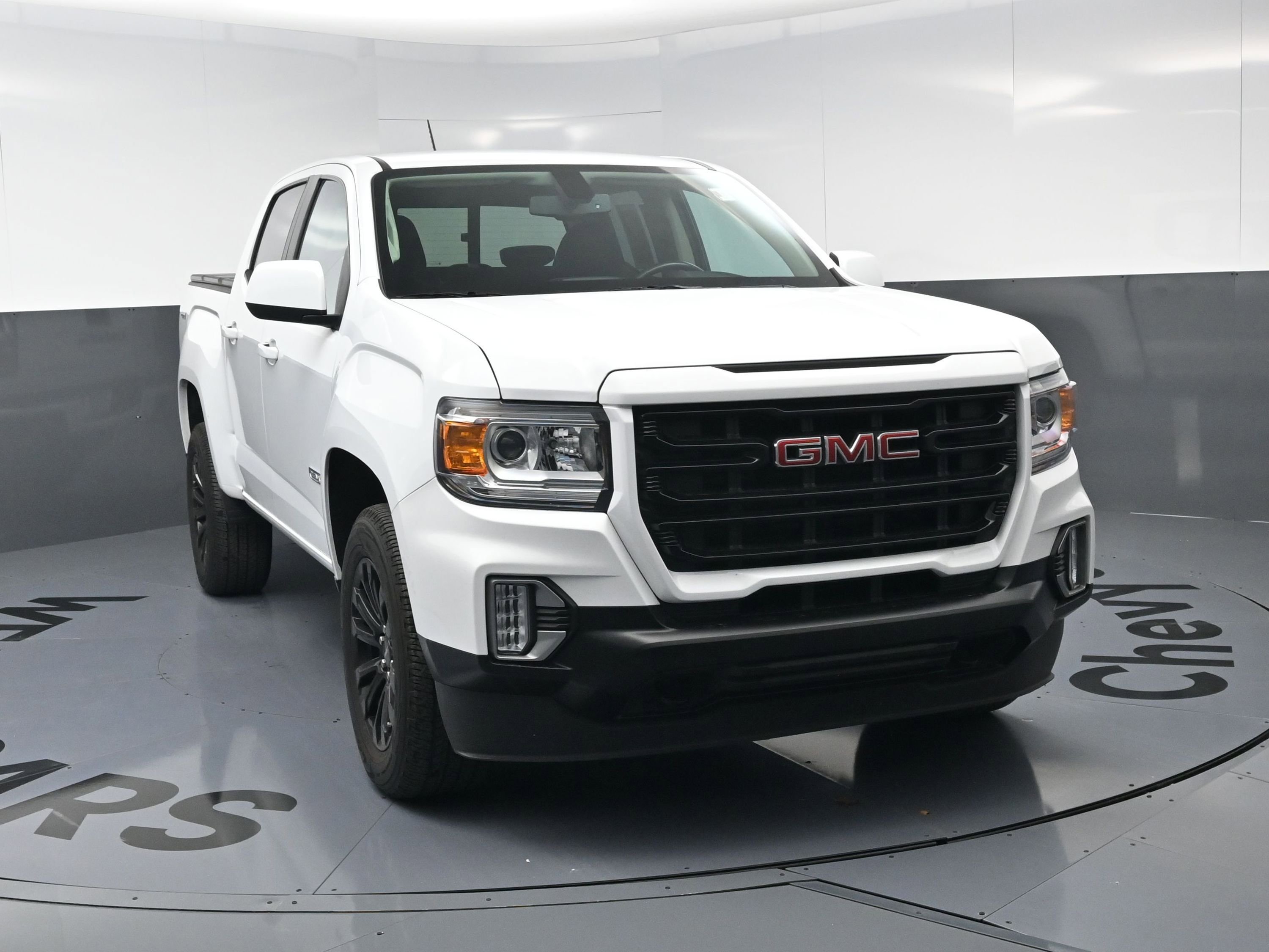 Certified 2022 GMC Canyon Elevation w/ Elevation Premium Package image 3