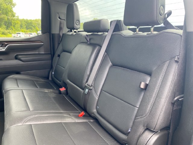 Used 2026 GMC Sierra 1500 SLT AWD/4WD image 18