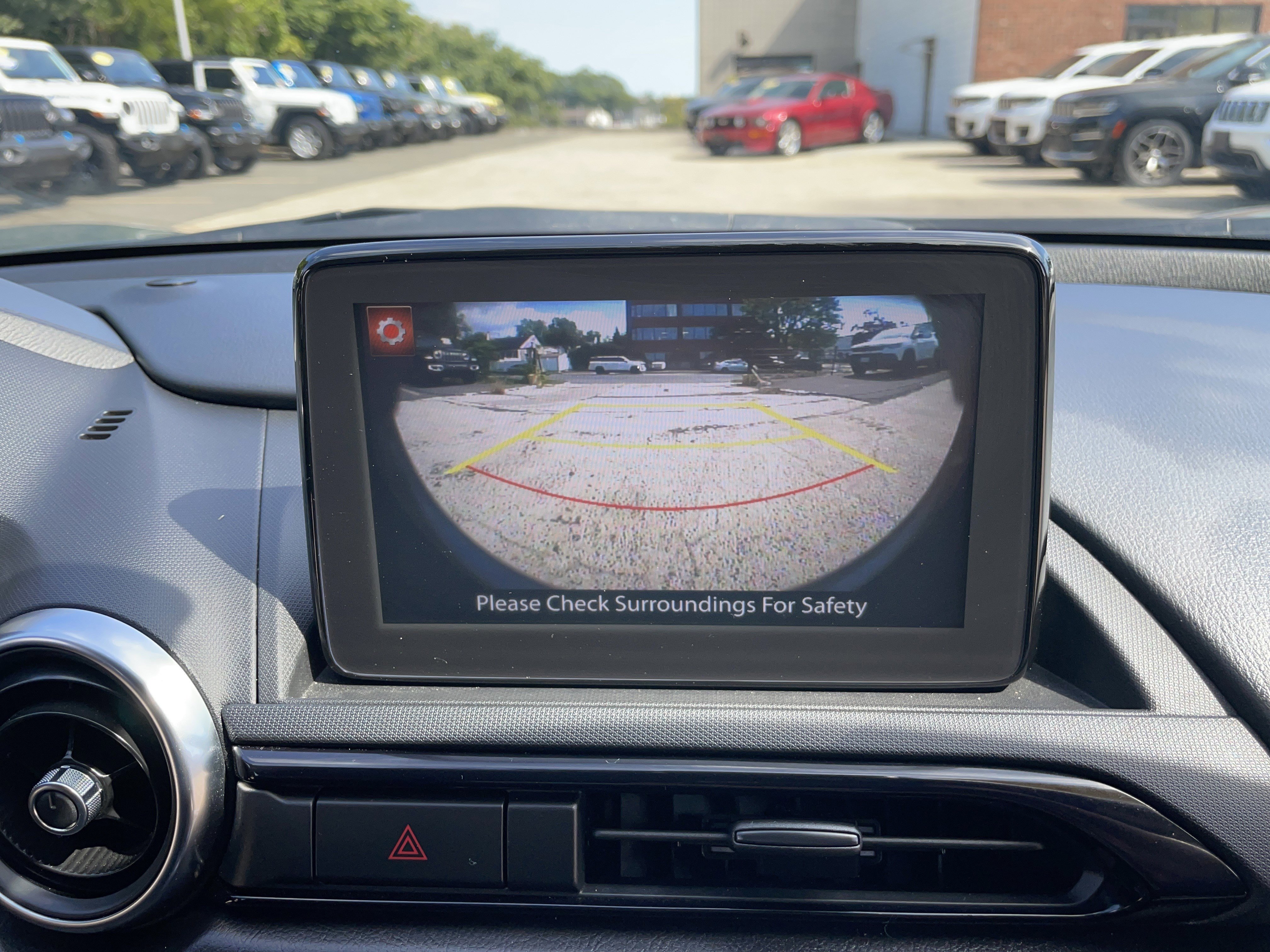Used 2021 MAZDA MX-5 Miata RF Grand Touring image 29