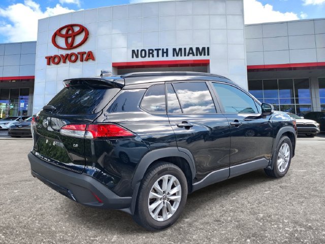 Used 2023 Toyota Corolla Cross LE FWD image 8