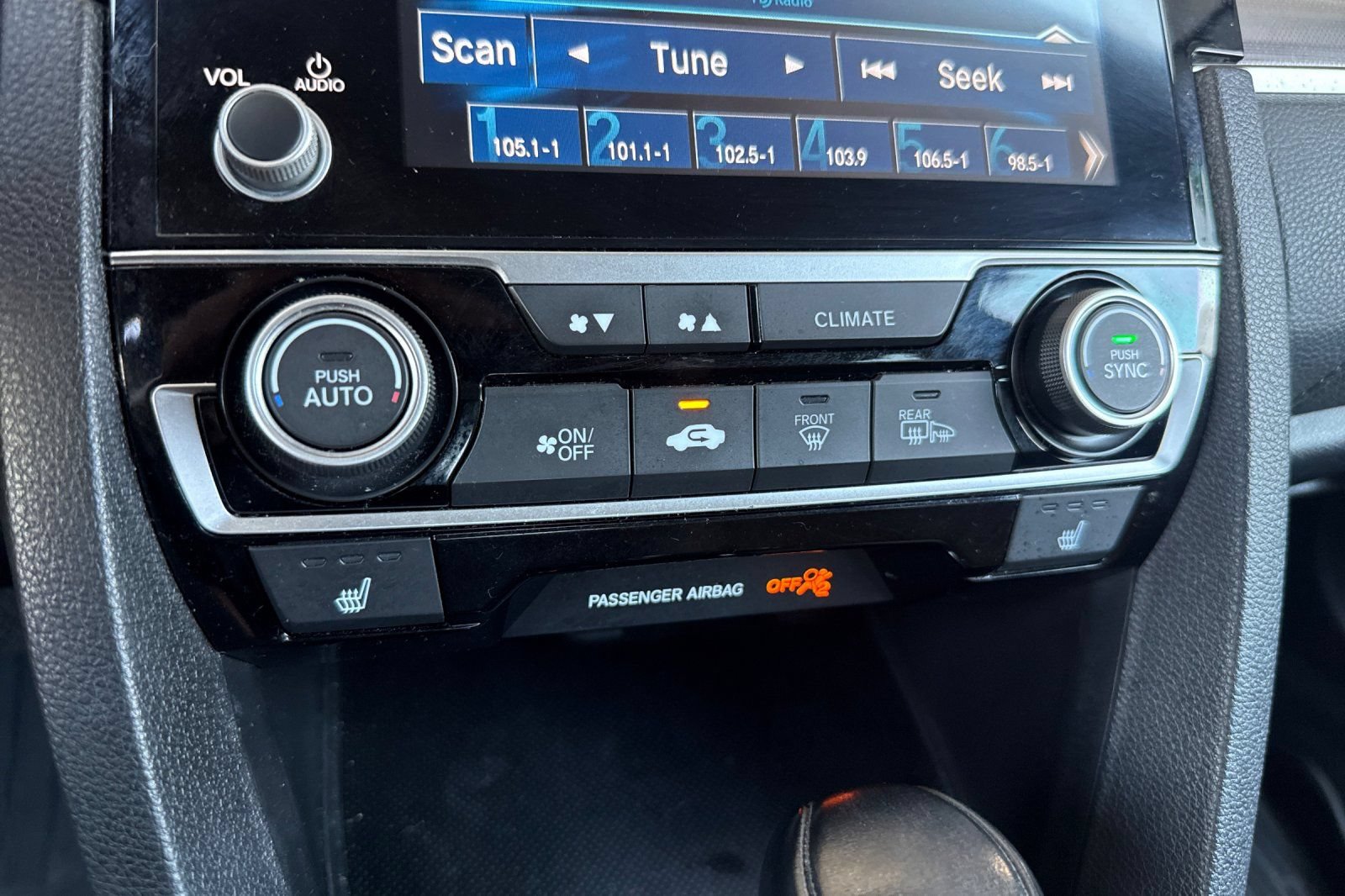 Used 2019 Honda Civic EX image 26