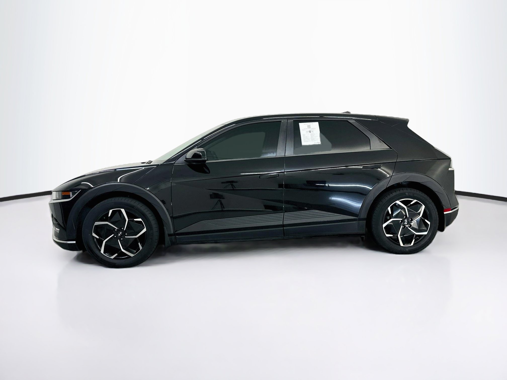 Used 2024 Hyundai Ioniq 5 SEL AWD/4WD image 4