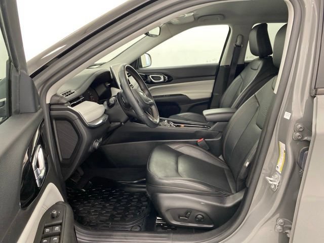 Used 2022 Jeep Compass Limited AWD/4WD image 12
