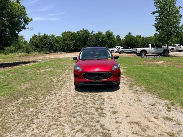Used 2022 Ford Escape SE w/ SE Sport Appearance Package AWD/4WD image 7