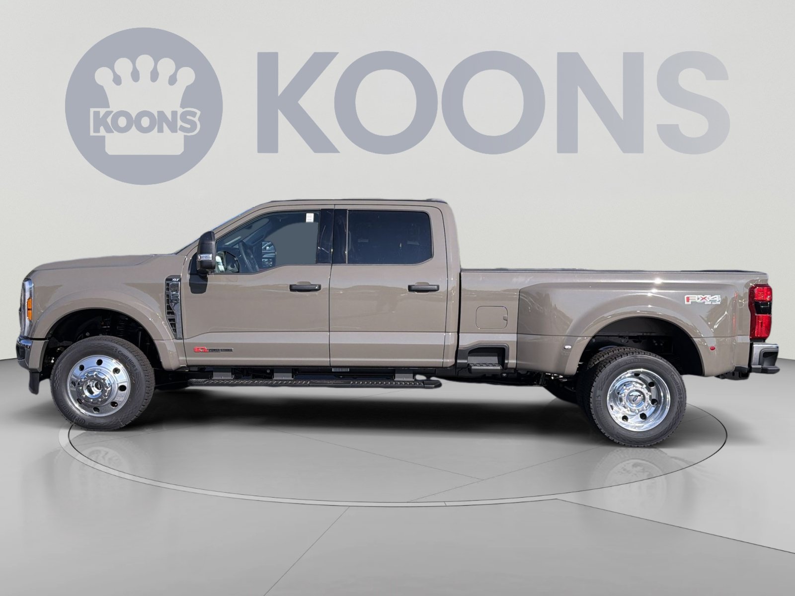 New 2027 Ford F450 XLT w/ 360-Degree Camera Package AWD/4WD image 2