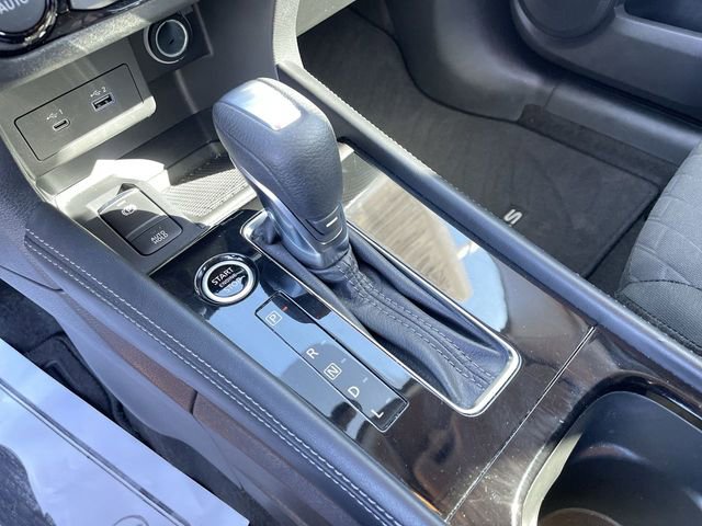 Used 2022 Nissan Kicks SV image 21