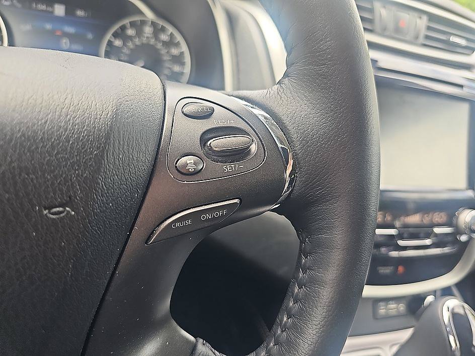 Used 2024 Nissan Murano SL AWD/4WD image 23