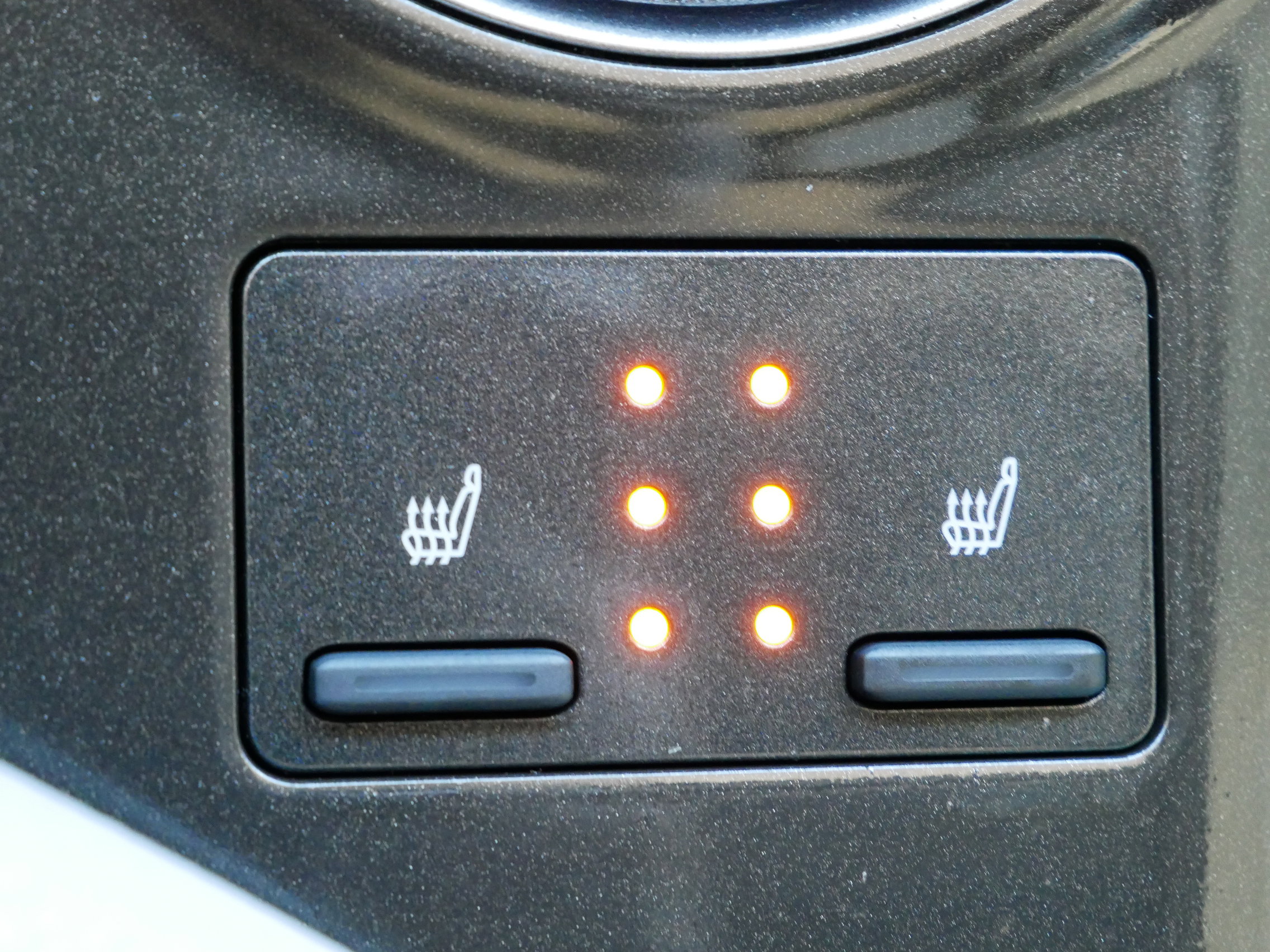 Used 2022 Toyota Camry XSE image 31